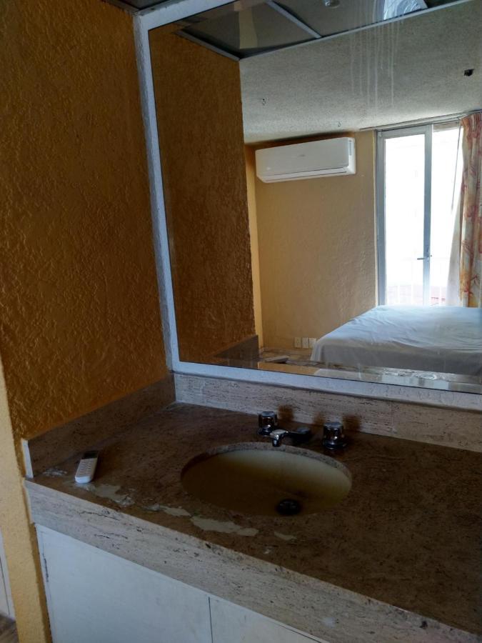 Iow4 Lm Yoga Lounge Apartment Acapulco Exterior photo